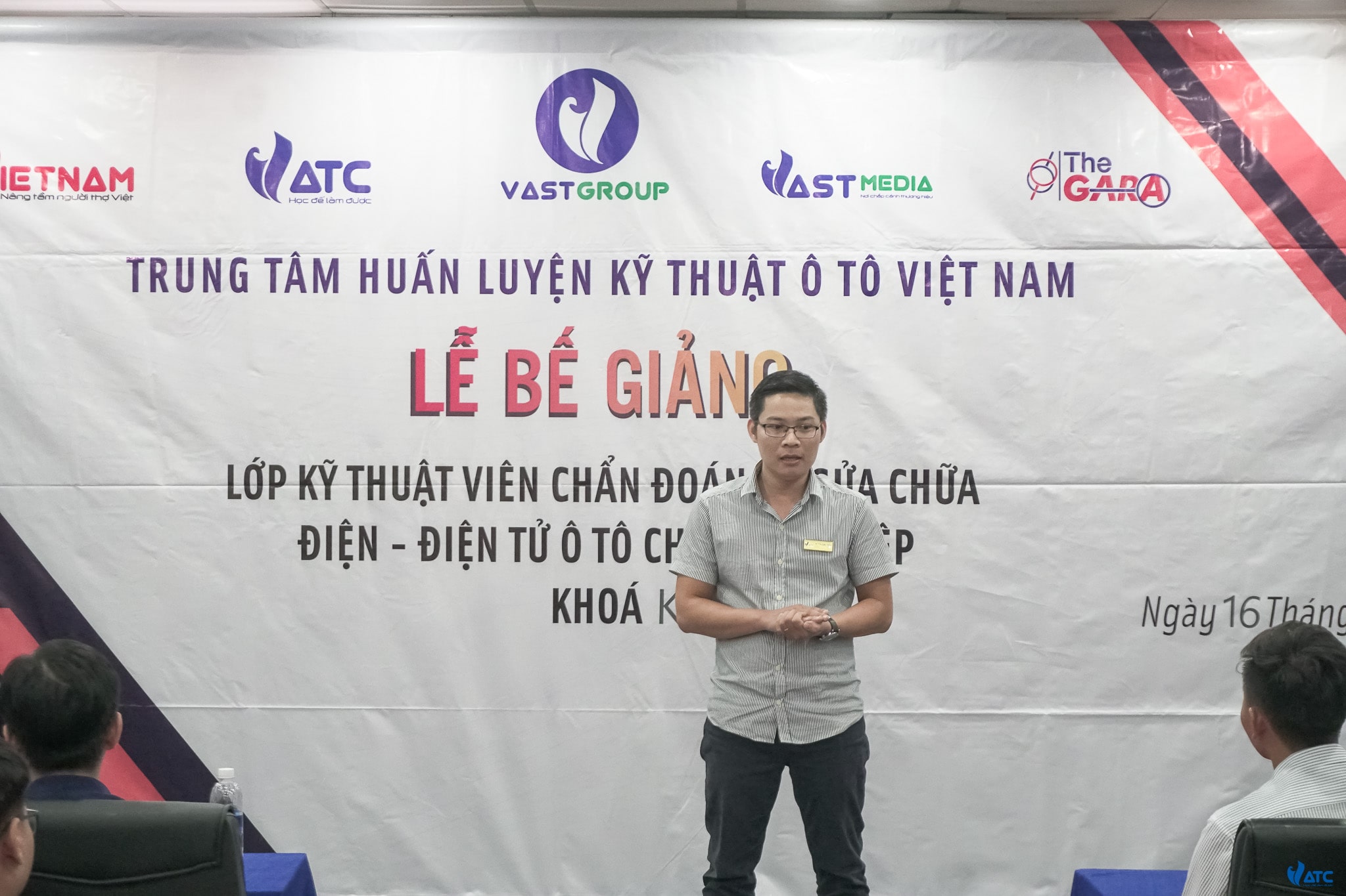 Giảng viên bộ môn điện thân xe