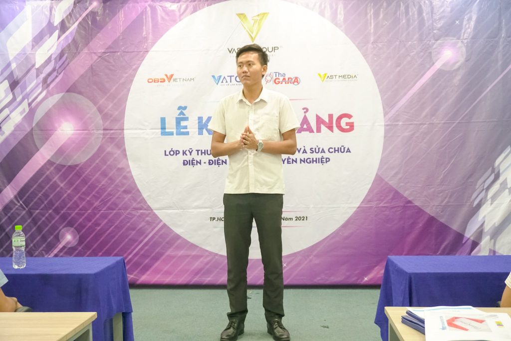 Khai giảng khóa điện ô tô toàn diện khóa K27