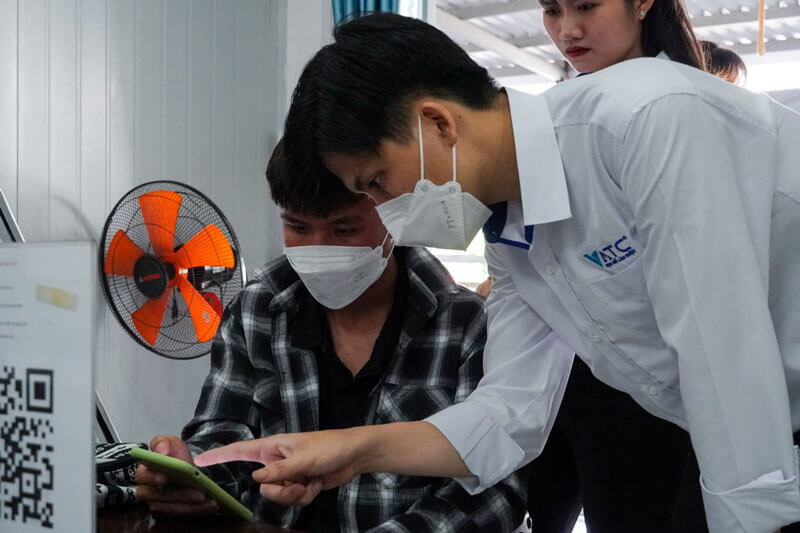 Phong dao tao huong dan hoc vien cach dang ky nhap hoc