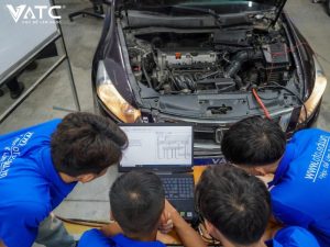 học nghề điện ô tô tphcm