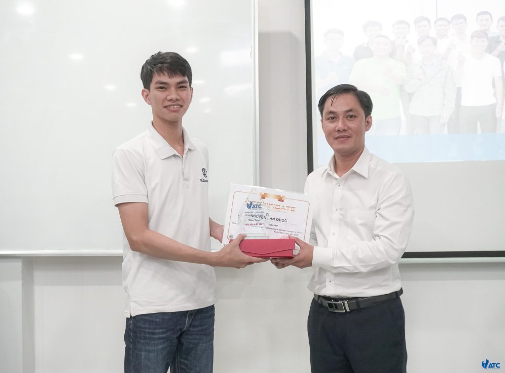 Học viên xuất sắc nhất.