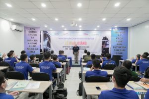 khai giảng lớp sửa chữa điện ô tô toàn diện k24