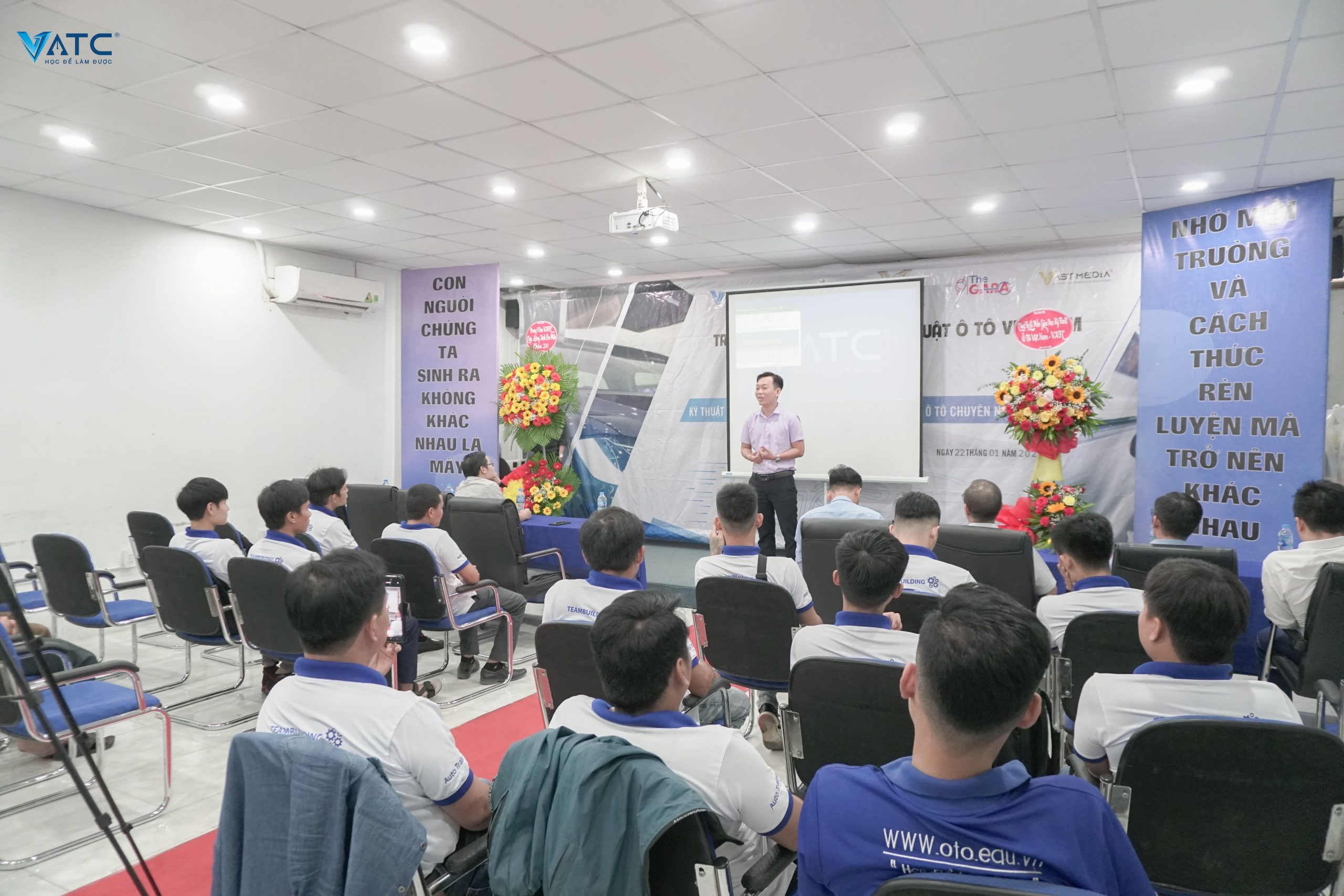 Lễ bế giảng khóa dài hạn k20