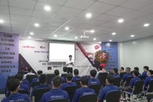 Lễ bế giảng lớp sửa chữa điện ô tô toàn diện k
