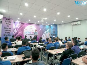 Lễ khai giảng khóa điện ô tô k22