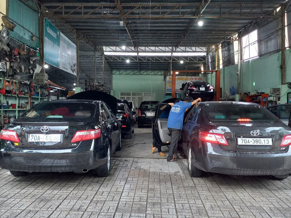 Xưởng thực hành sửa chữa ô tô Trung Kiên