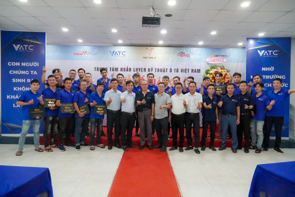 Kỹ thuật viên chẩn đoán và sửa chữa điện- điện tử ô tô chuyên nghiệp K30