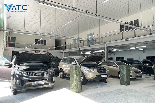 trung tâm VATC, dạy nghề VATC, học nghề sửa chữa ô tô, VATC, dạy nghề ô tô, dạy nghề ô tô Tphcm, ô tô, học nghề ô tô TPHCM, công nghệ kỹ thuật ô tô