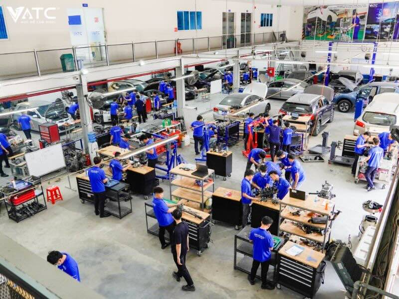 Xưởng thực hành rộng hơn 1.000m² tại VATC
